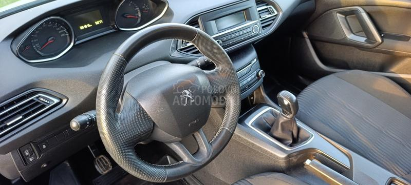 Peugeot 308 1.6 eHDI