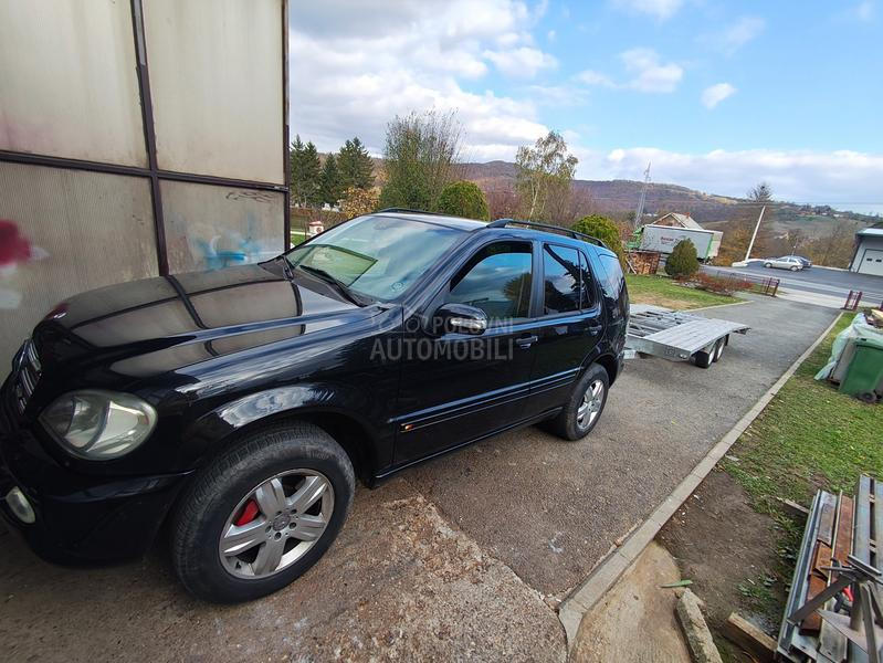 Mercedes Benz ML 270 2.7 cdi