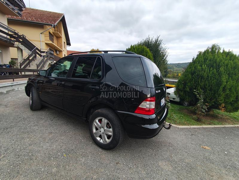 Mercedes Benz ML 270 2.7 cdi