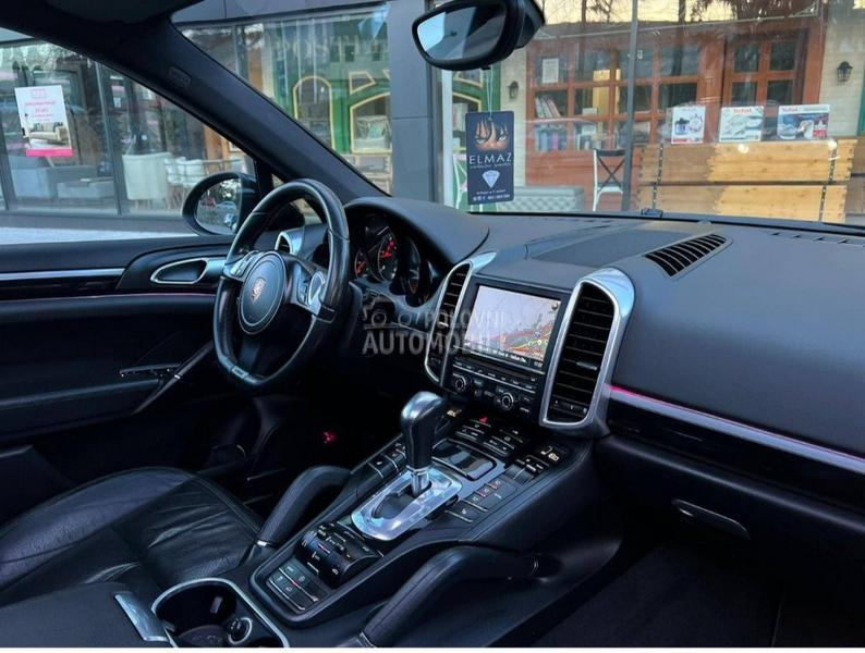Porsche Cayenne 3.0TDI PANO/8 BRZ