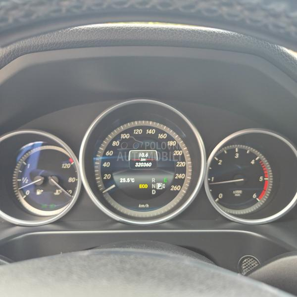 Mercedes Benz E 200 2,2