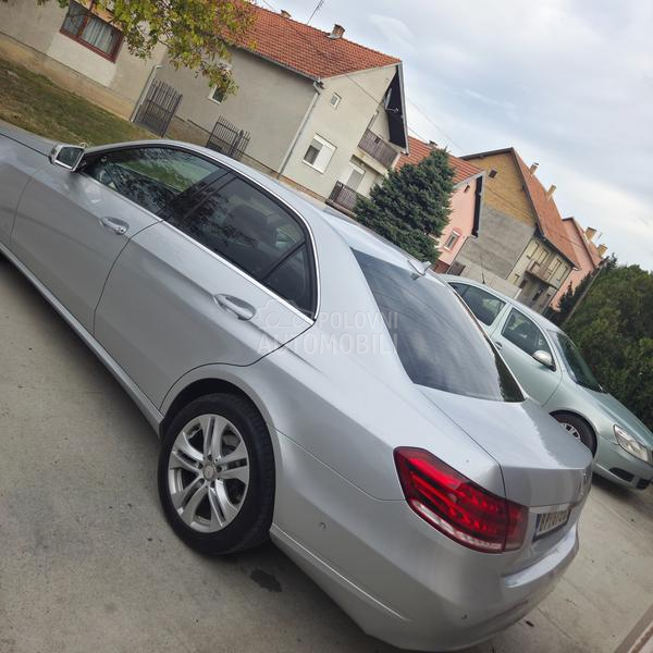 Mercedes Benz E 200 2,2