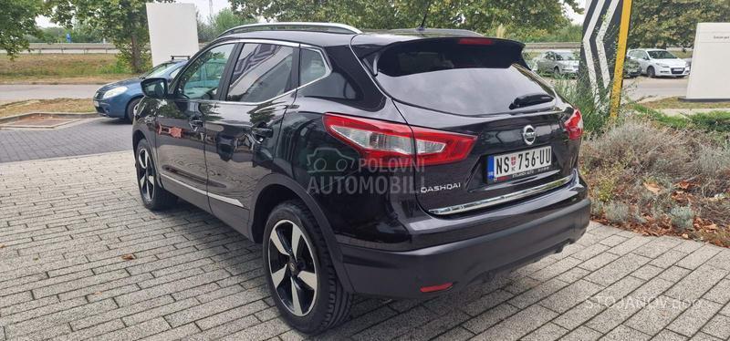 Nissan Qashqai N-CON 1.6 130