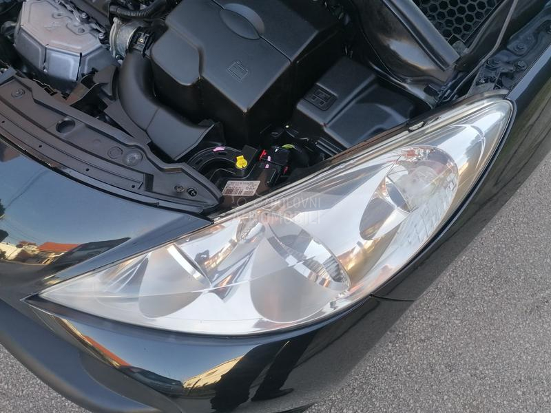 Peugeot 207 1.4i EDITION CH