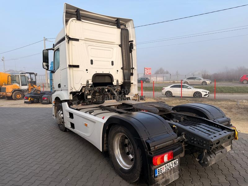 Mercedes Benz Actros 1843