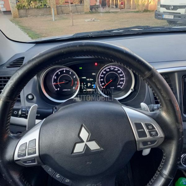 Mitsubishi Lancer 1.8 sportback  cvt
