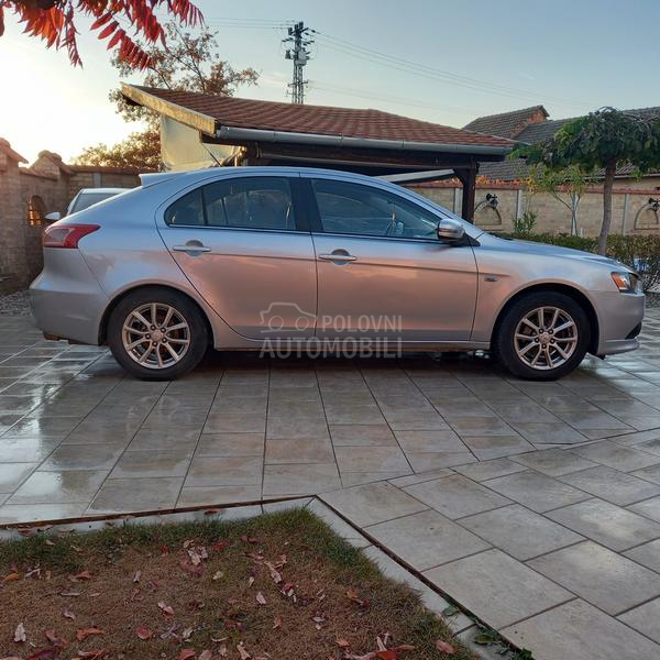 Mitsubishi Lancer 1.8 sportback  cvt