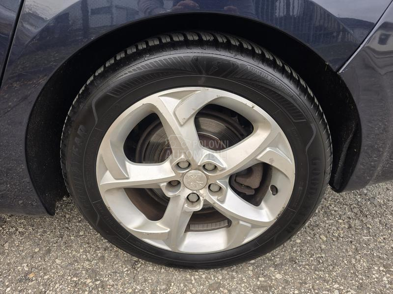 Peugeot 508 2.0Hdi HYBRID4x4