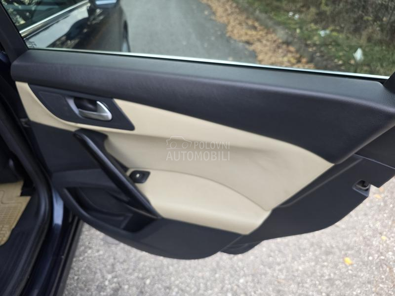 Peugeot 508 2.0Hdi HYBRID4x4