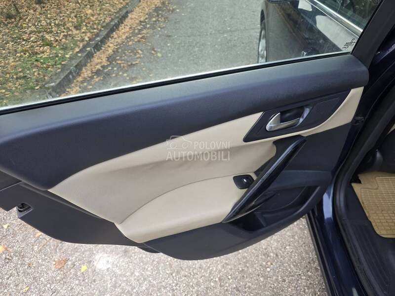 Peugeot 508 2.0Hdi HYBRID4x4