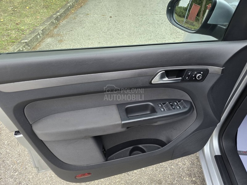 Volkswagen Touran 1.2Tsi