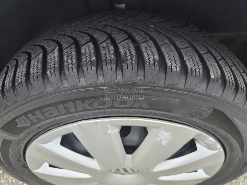 Volkswagen Touran 1.2Tsi