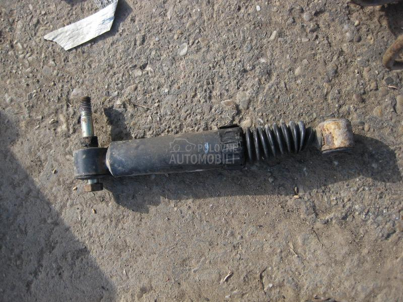 Zadnje opruge i amortizeri