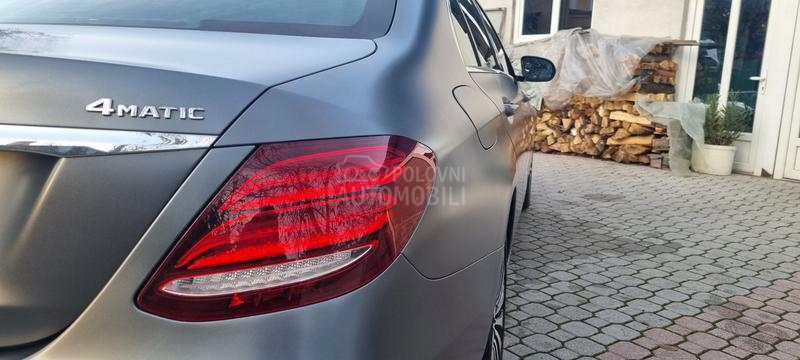 Mercedes Benz E 220 CDI 4 m a t i k