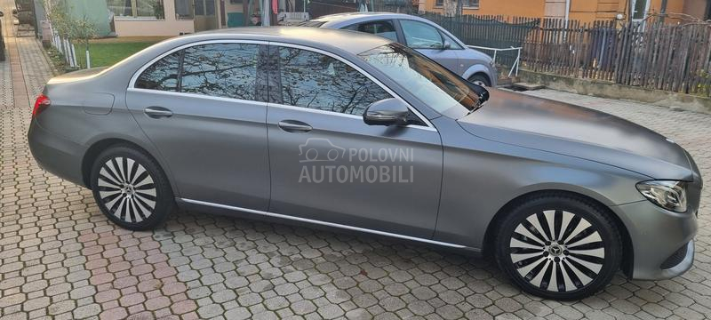 Mercedes Benz E 220 CDI 4 m a t i k