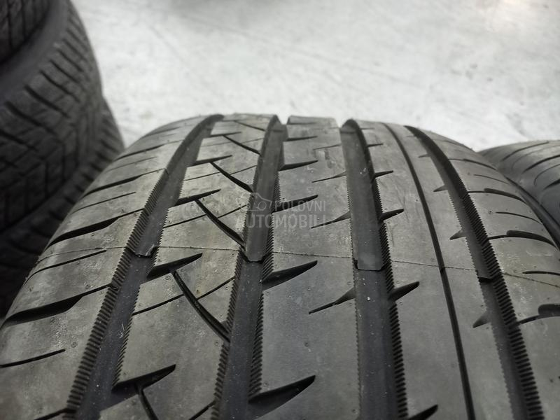 Avon 275/40 R19 Letnja