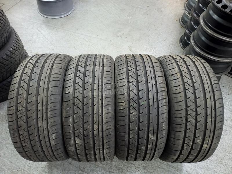 Avon 275/40 R19 Letnja