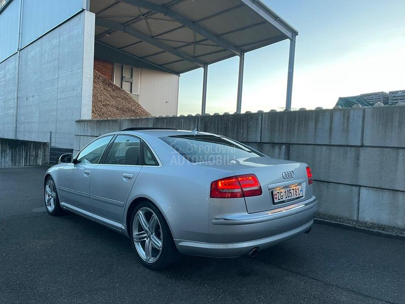 Audi A8 4.2 FSi