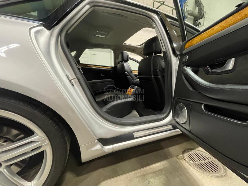 Audi A8 4.2 FSi