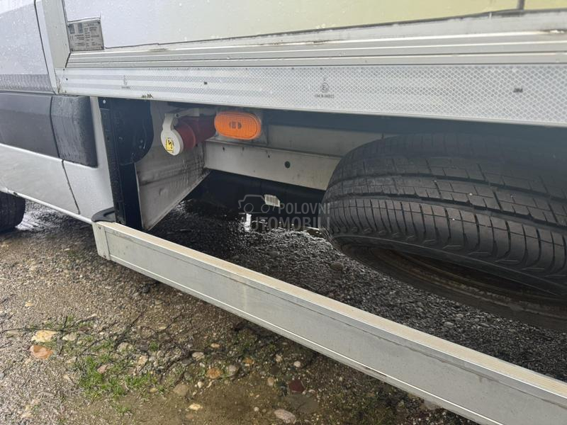 Mercedes Benz 513CDI