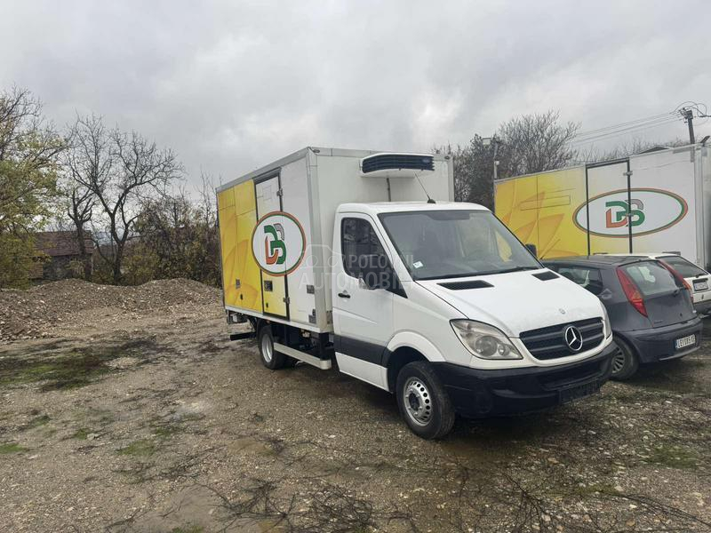 Mercedes Benz 513CDI