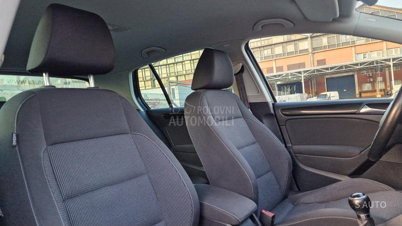 Volkswagen Golf 6 KREDlTl/XENON