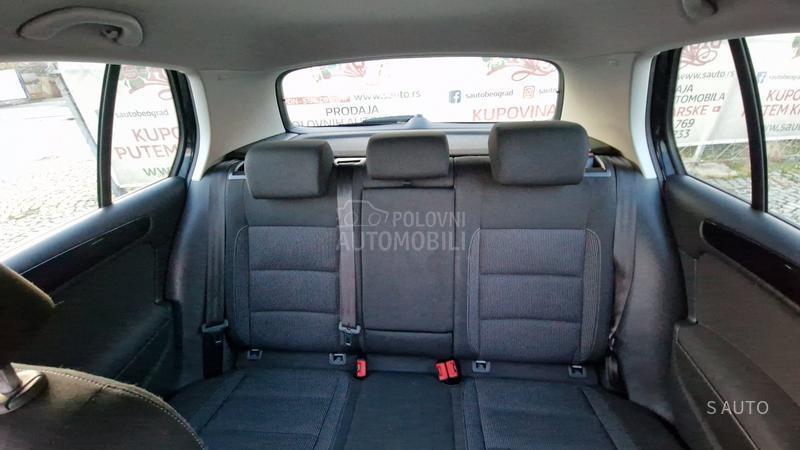 Volkswagen Golf 6 KREDlTl/XENON