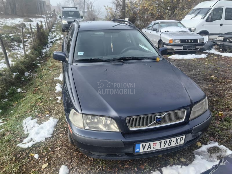 Volvo V40 1,8