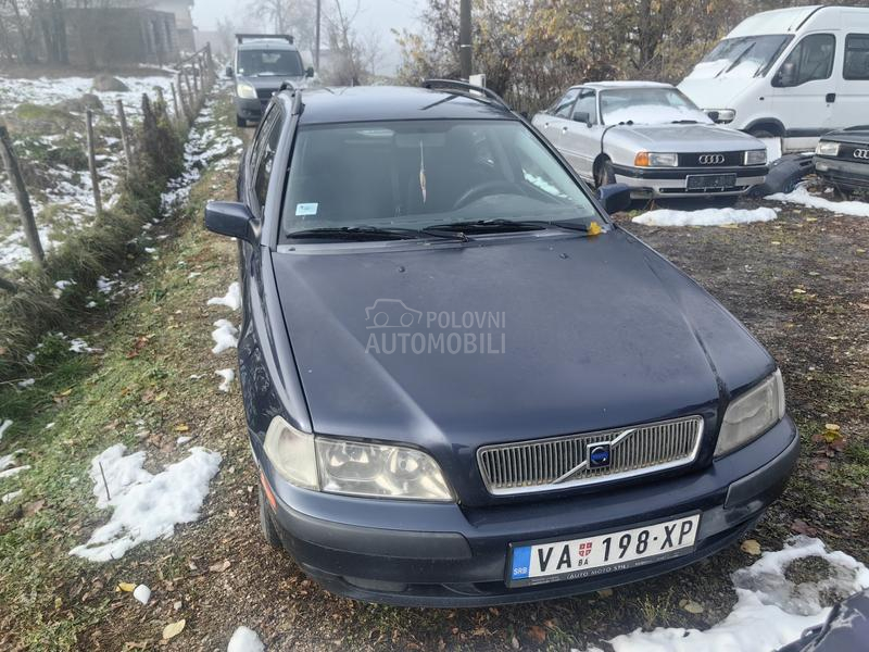 Volvo V40 1,8