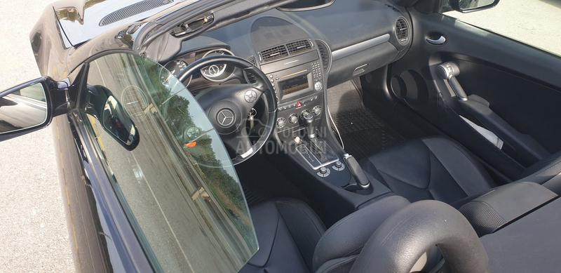 Mercedes Benz SLK 200 Restyle Airscarf ATM