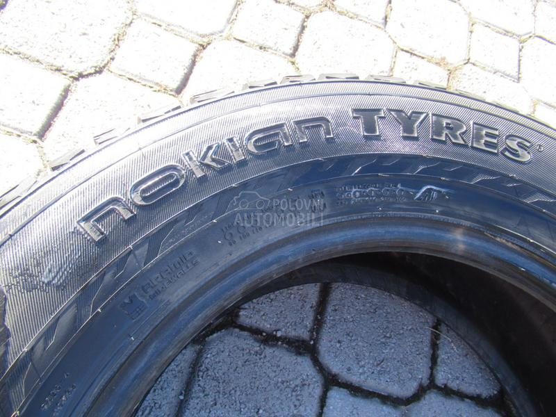 Nokian 215/65 R16 Zimska