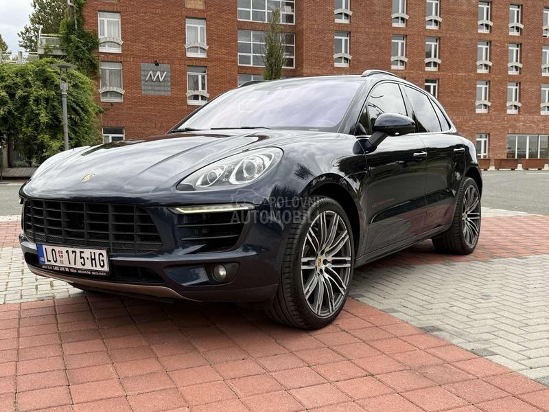 Porsche Macan S