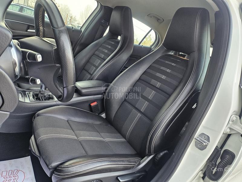 Mercedes Benz GLA 180 a u t o m a t i c