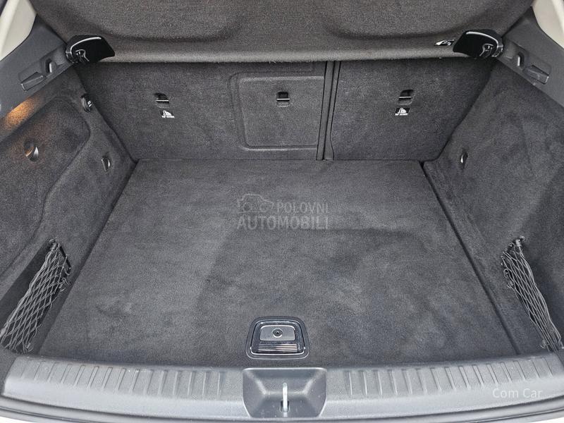 Mercedes Benz GLA 180 a u t o m a t i c