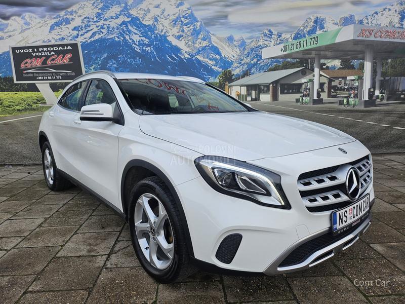 Mercedes Benz GLA 180 a u t o m a t i c