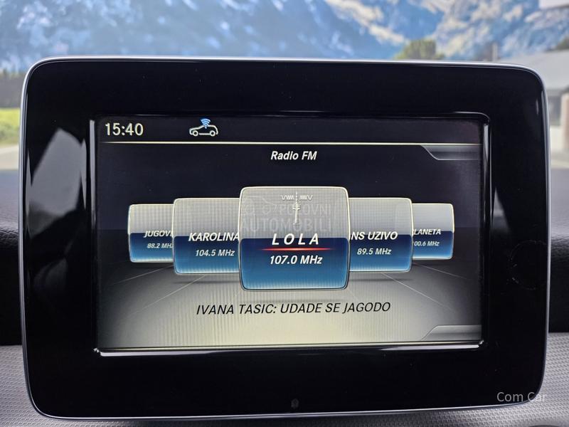 Mercedes Benz GLA 180 a u t o m a t i c