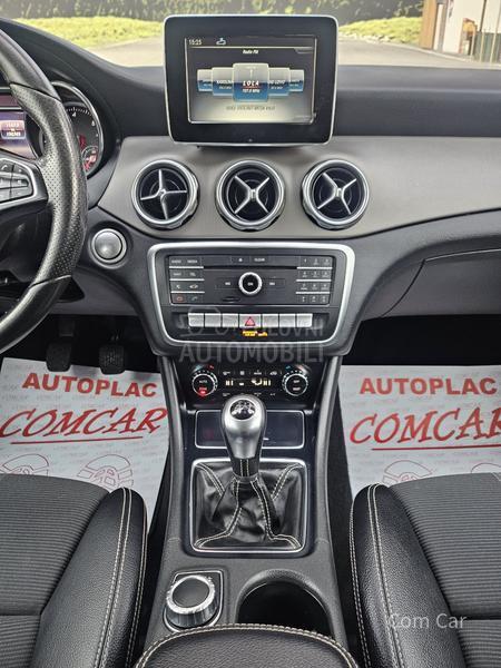 Mercedes Benz GLA 180 a u t o m a t i c