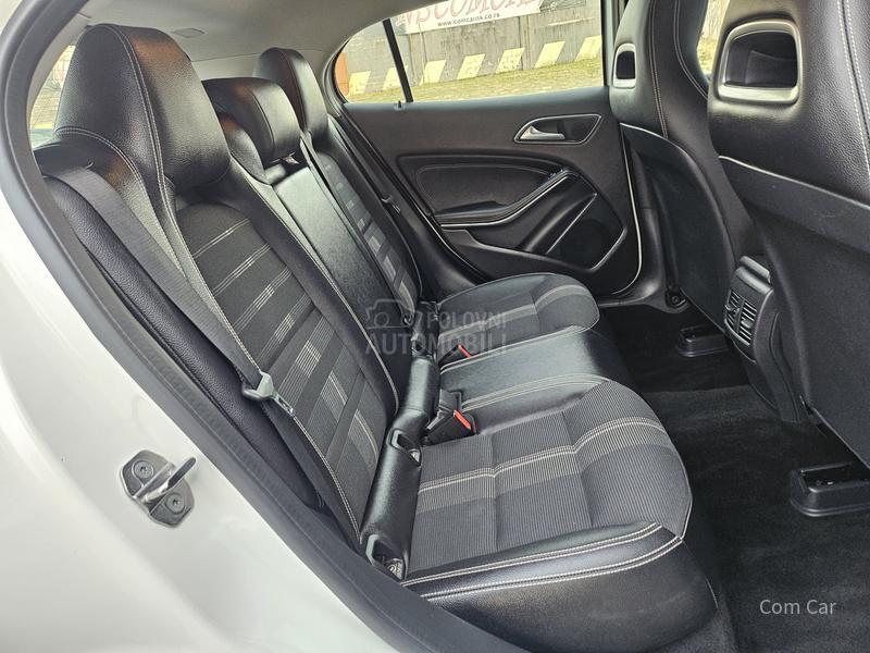 Mercedes Benz GLA 180 a u t o m a t i c