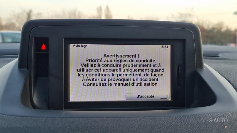 Renault Megane KREDlTl/PAN0RAMA