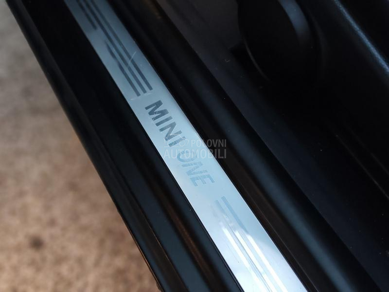 MINI One OČUVAN