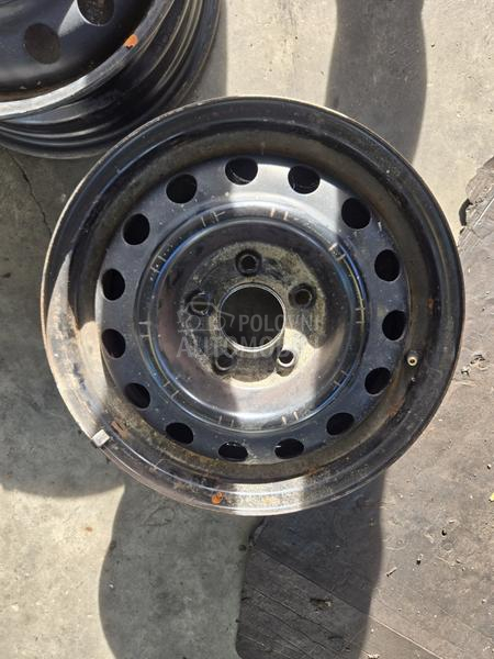 Čelične felne 5x114.3 15" 5 x 114.3