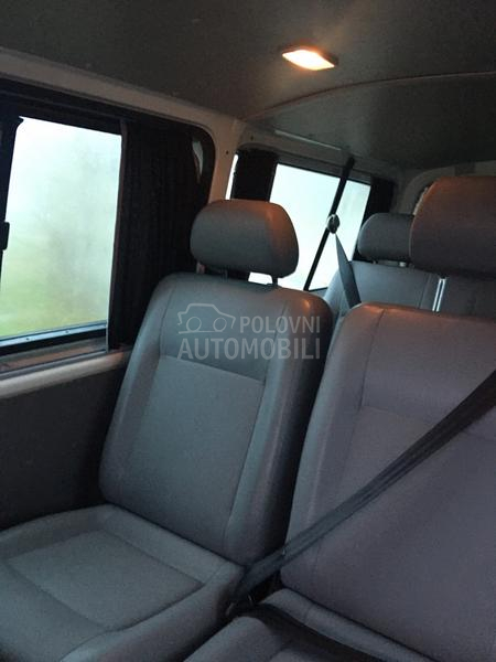 Volkswagen Multivan T5, 2.5l, 8 sed.