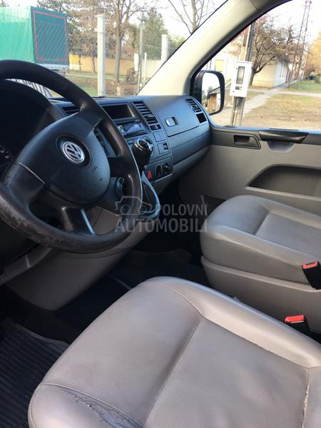Volkswagen Multivan T5, 2.5l, 8 sed.