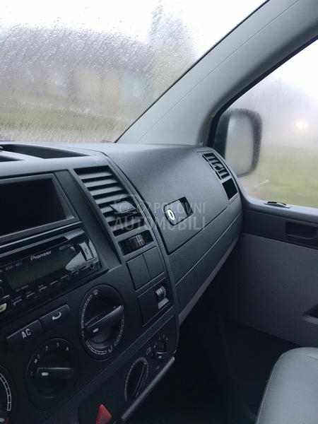 Volkswagen Multivan T5, 2.5l, 8 sed.