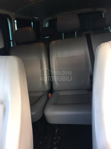 Volkswagen Multivan T5, 2.5l, 8 sed.
