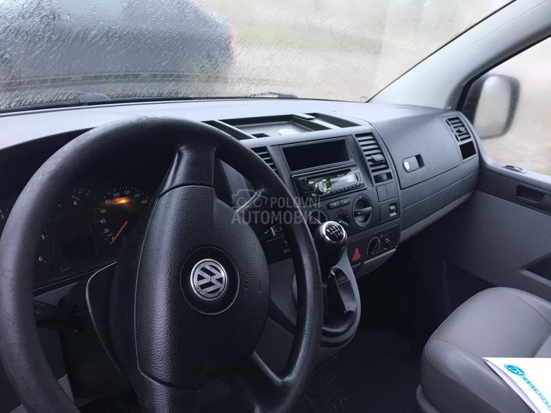 Volkswagen Multivan T5, 2.5l, 8 sed.