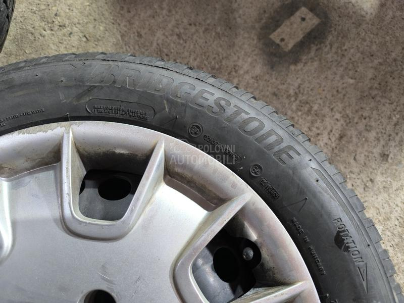 Bridgestone 215/55 R16 Zimska