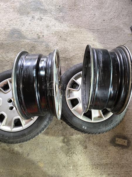 Bridgestone 215/55 R16 Zimska