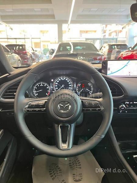Mazda 3 EXCLUSIVE LINE