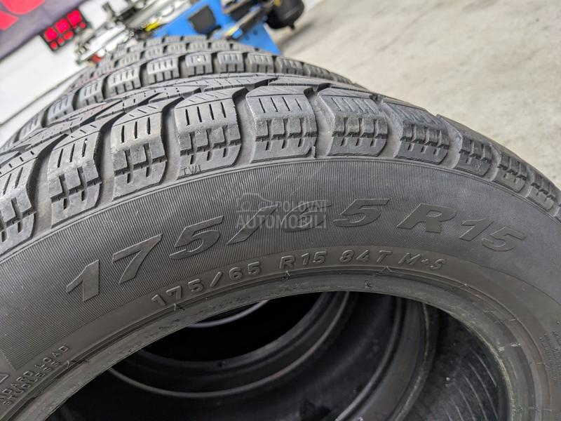 Pirelli 175/65 R15 Zimska